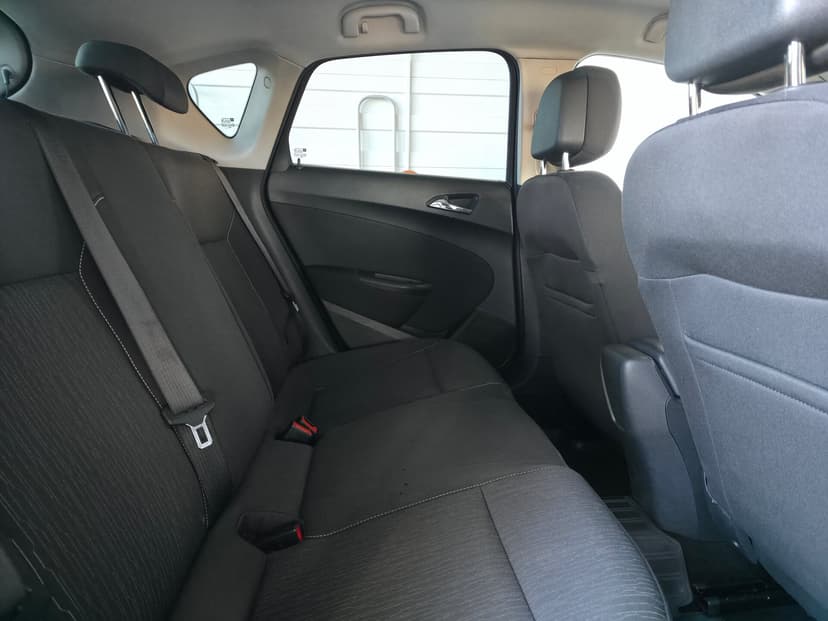 Opel Astra с пробегом, 2013 год, Волгоград, 1.6 бензин, Автомат - вид 20