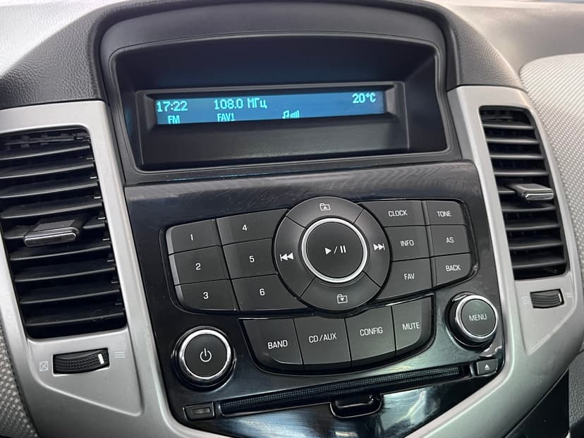 Chevrolet Cruze с пробегом, 2011 год, Волгоград, 1.6 бензин, Механика - вид 13