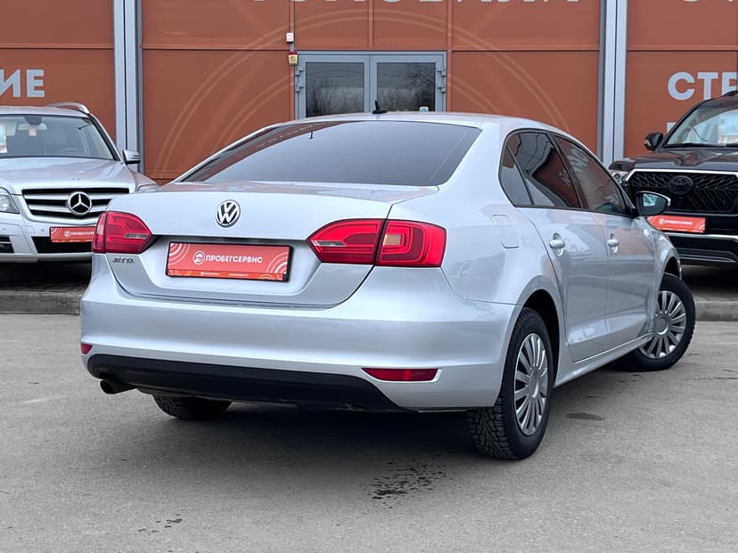 Volkswagen Jetta с пробегом, 2014 год, Волгоград, 1.6 бензин, Автомат - вид 4