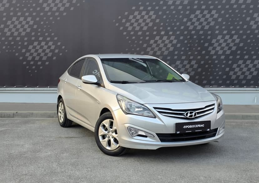 Hyundai Solaris с пробегом, 2015 год, Волгоград, 1.4 бензин, Механика - вид 3