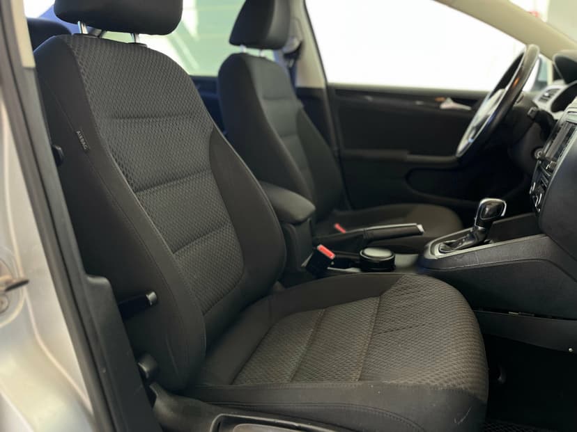 Volkswagen Jetta с пробегом, 2012 год, Волгоград, 1.6 бензин, Автомат - вид 20