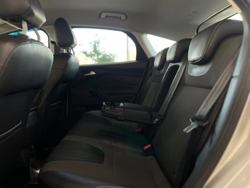 Ford Focus с пробегом, 2011 год, Волгоград, 1.6 бензин, Робот - вид 28