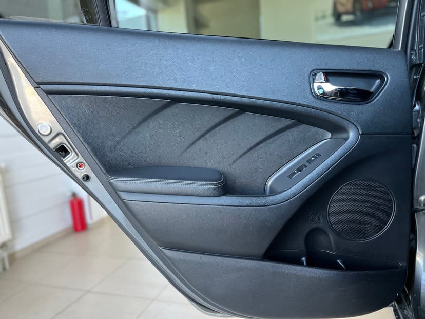 KIA Cerato с пробегом, 2017 год, Волгоград, 1.6 бензин, Автомат - вид 23