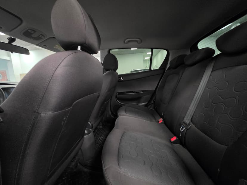 Hyundai i20 с пробегом, 2010 год, Волгоград, 1.4 бензин, Автомат - вид 19