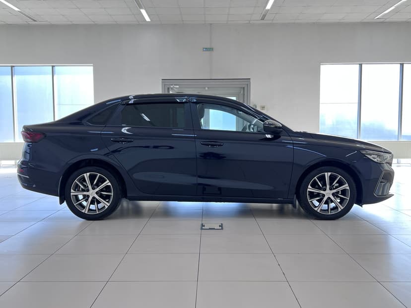 Geely Emgrand с пробегом, 2024 год, Волгоград, 1.5 бензин, Автомат - вид 2