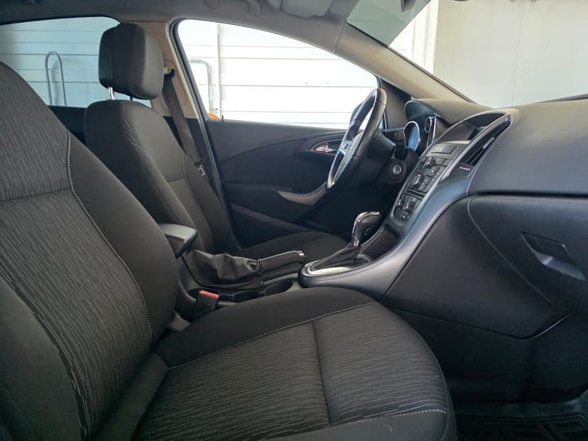 Opel Astra с пробегом, 2013 год, Волгоград, 1.6 бензин, Автомат - вид 17