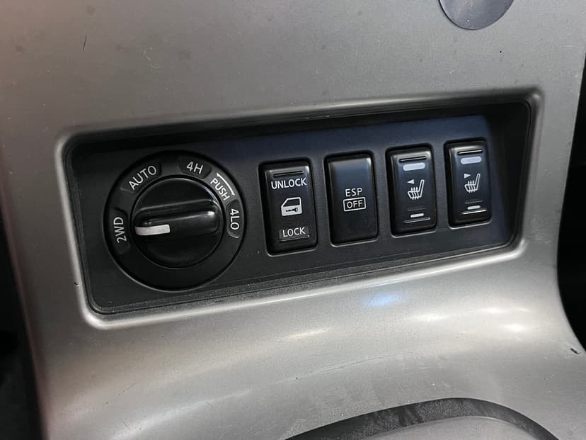 Nissan Pathfinder с пробегом, 2006 год, Волгоград, 2.5 дизель, Автомат - вид 16