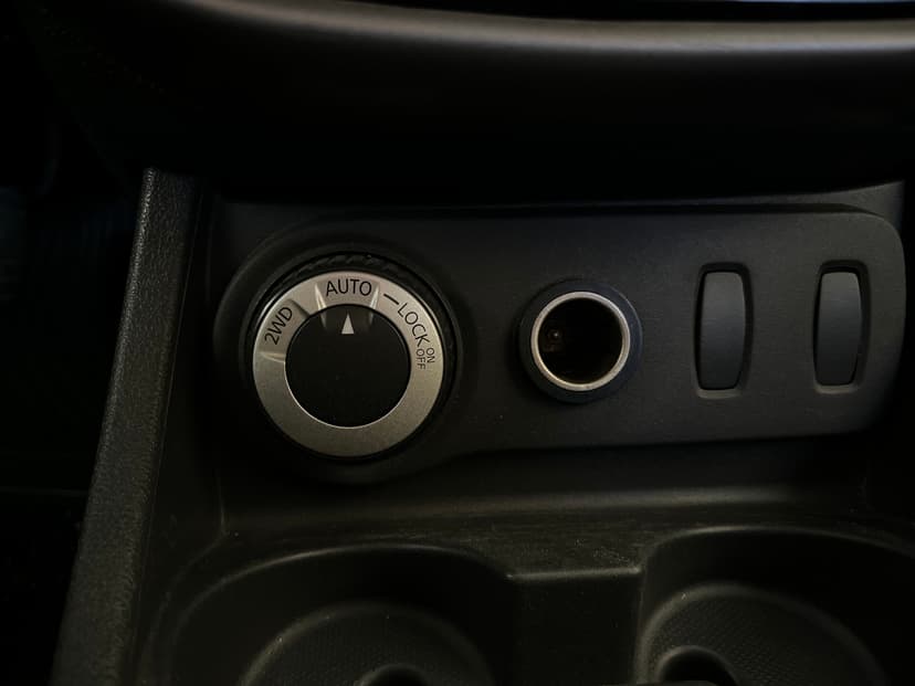 Renault Duster с пробегом, 2014 год, Волгоград, 2.0 бензин, Механика - вид 12