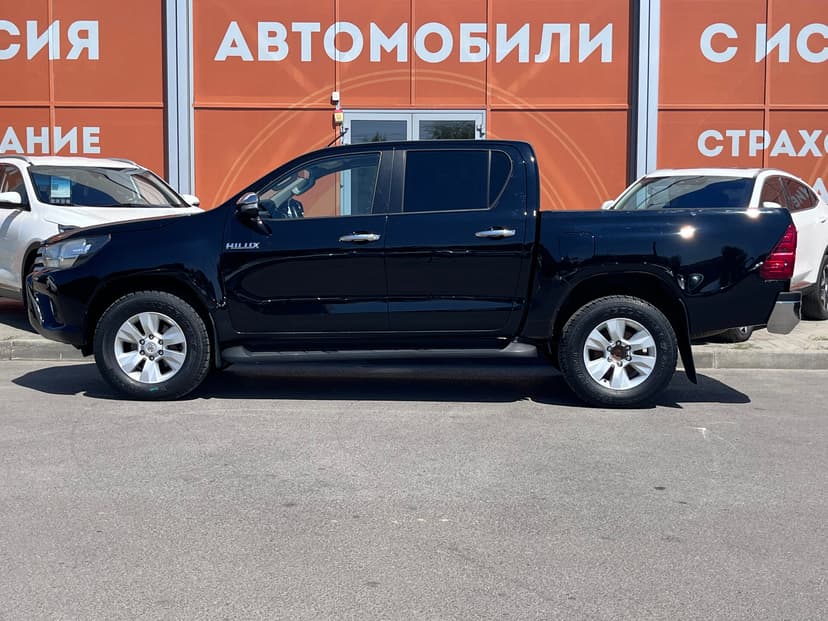 Toyota Hilux с пробегом, 2015 год, Волгоград, 2.4 дизель, Механика - вид 8