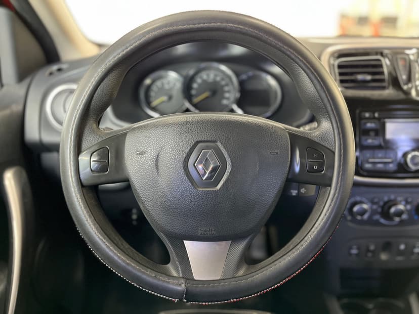 Renault Logan с пробегом, 2015 год, Волгоград, 1.6 бензин, Механика - вид 10