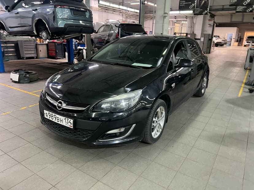 Opel Astra с пробегом, 2013 год, Волгоград, 1.6 бензин, Автомат