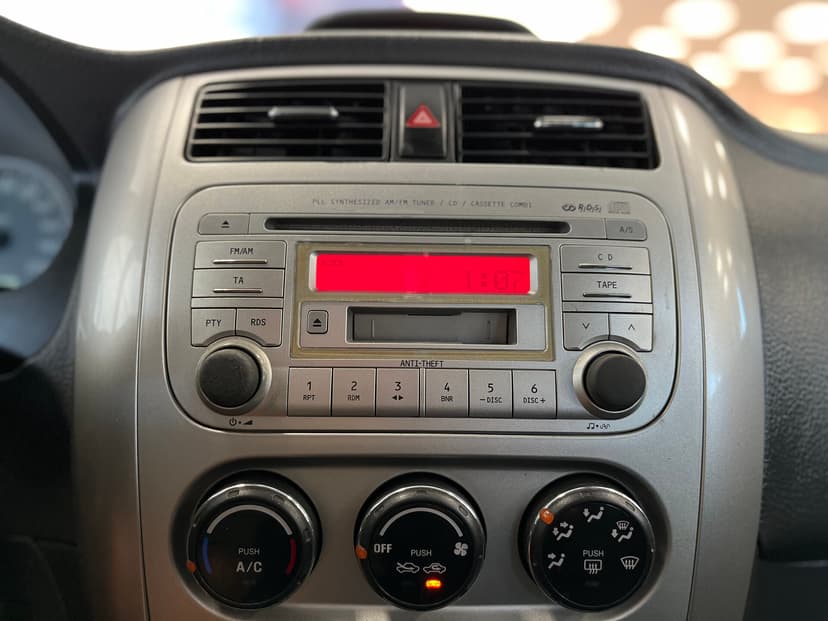 Suzuki Liana с пробегом, 2006 год, Волгоград, 1.6 бензин, Автомат - вид 9