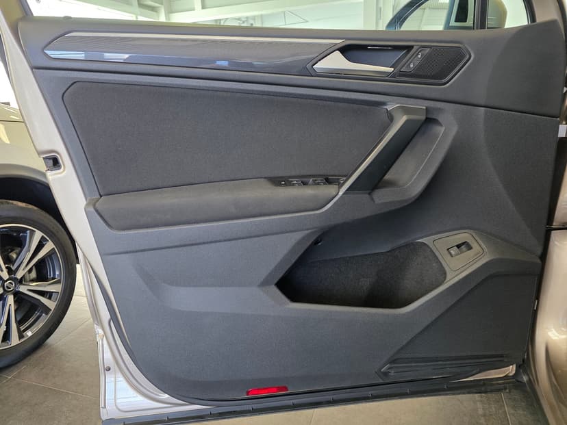 Volkswagen Tiguan с пробегом, 2018 год, Волгоград, 2.0 бензин, Робот - вид 37