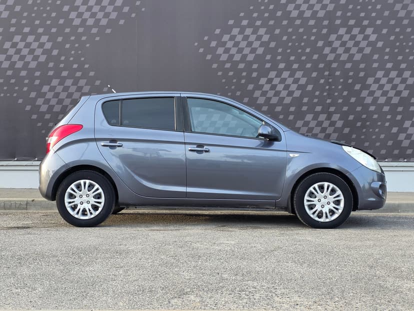 Hyundai i20 с пробегом, 2010 год, Волгоград, 1.4 бензин, Автомат - вид 6