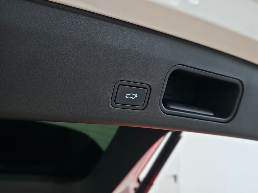 Geely Cityray с пробегом, 2025 год, Волгоград, 1.5 бензин, Робот - вид 23