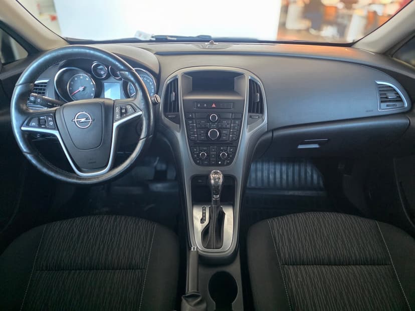 Opel Astra с пробегом, 2013 год, Волгоград, 1.6 бензин, Автомат - вид 9
