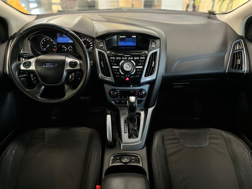 Ford Focus с пробегом, 2011 год, Волгоград, 1.6 бензин, Робот - вид 11