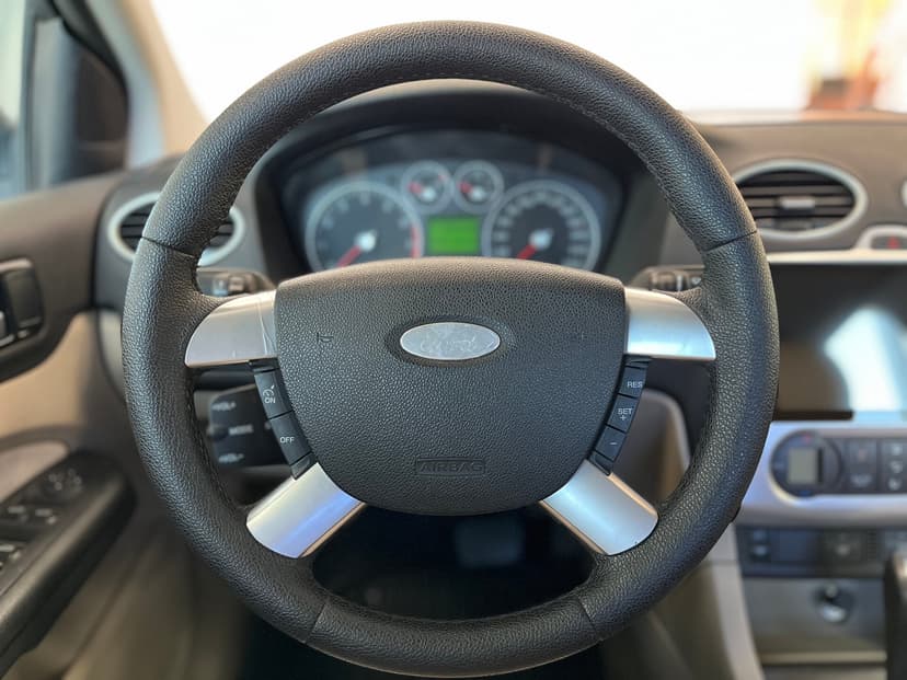 Ford Focus с пробегом, 2006 год, Волгоград, 1.6 бензин, Автомат - вид 10