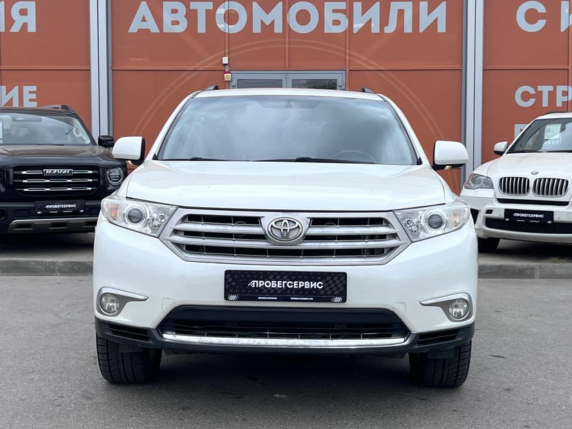 Toyota Highlander с пробегом, 2013 год, Волгоград, 3.5 бензин, Автомат - вид 2