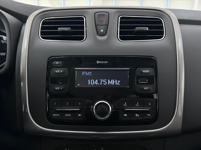 Renault Logan Stepway с пробегом, 2021 год, Волгоград, 1.6 бензин, Механика - вид 21