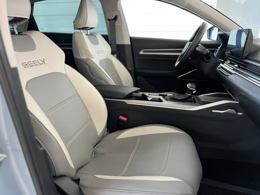 Geely Emgrand с пробегом, 2024 год, Волгоград, 1.5 бензин, Автомат - вид 25