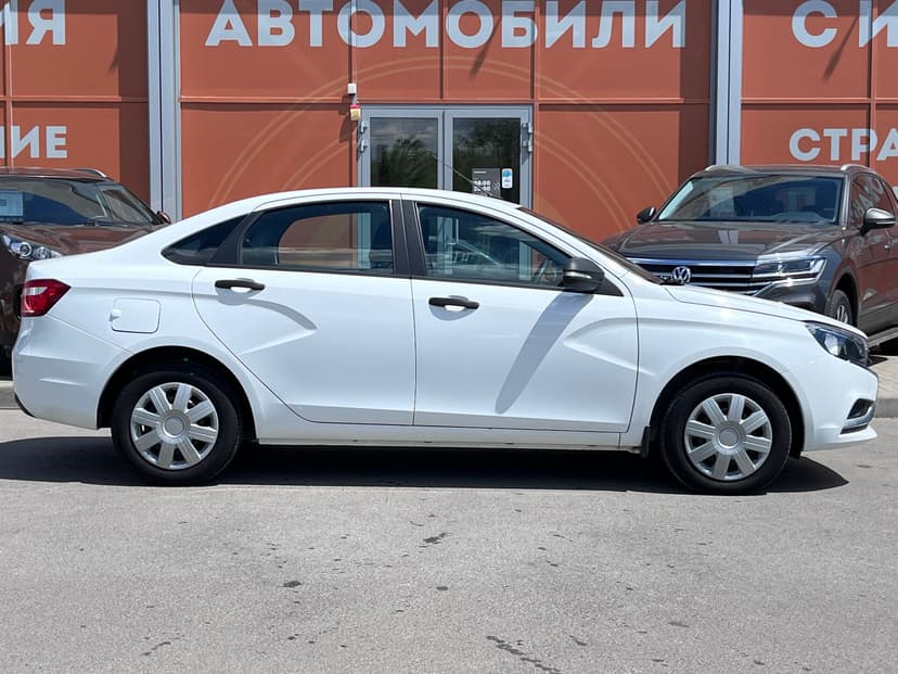 ВАЗ (LADA) Vesta с пробегом, 2017 год, Волгоград, 1.6 бензин, Механика - вид 4