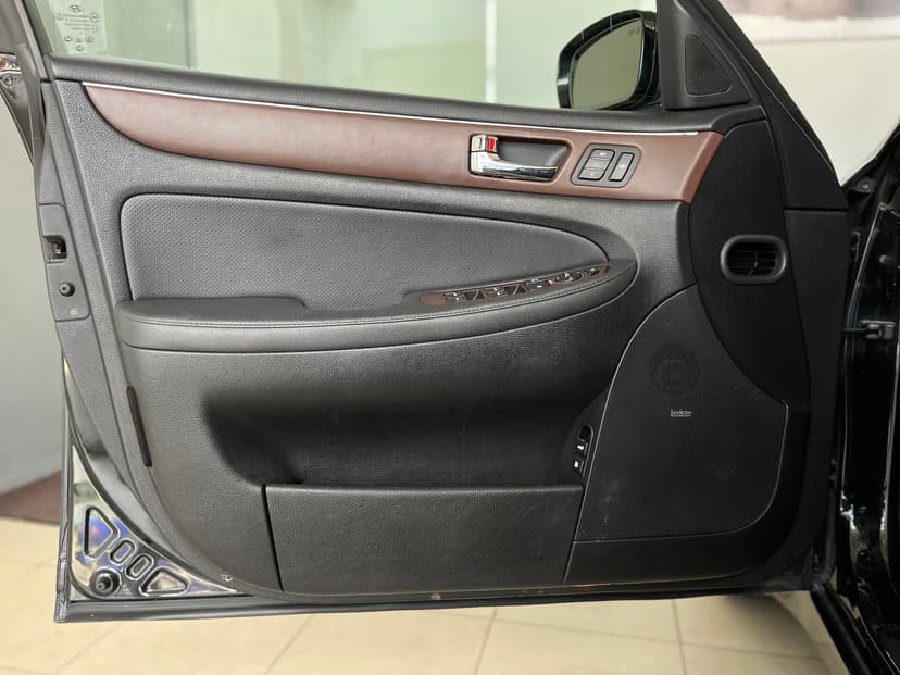 Hyundai Genesis с пробегом, 2010 год, Волгоград, 3.8 бензин, Автомат - вид 31