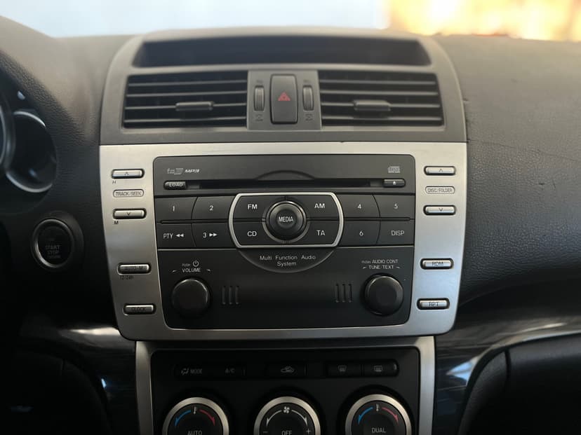 Mazda 6 с пробегом, 2008 год, Волгоград, 2.5 бензин, Механика - вид 12