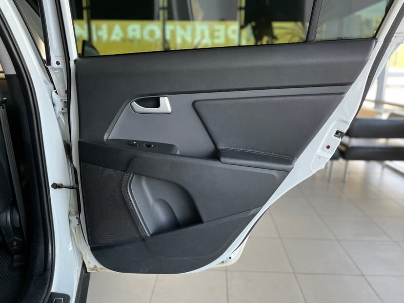 KIA Sportage с пробегом, 2014 год, Волгоград, 2.0 бензин, Автомат - вид 26