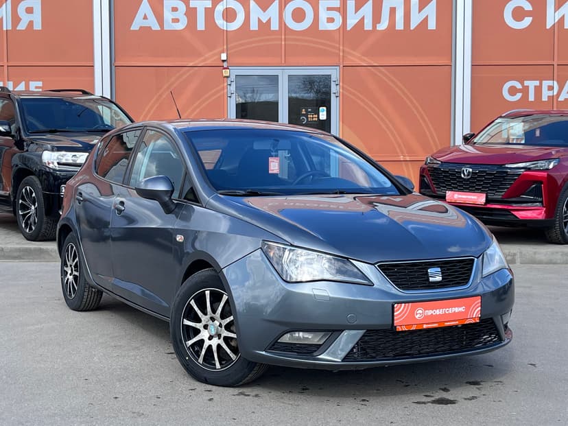 SEAT Ibiza с пробегом, 2012 год, Волгоград, 1.2 бензин, Робот - вид 3