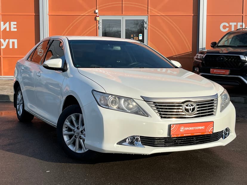 Toyota Camry с пробегом, 2014 год, Волгоград, 2.0 бензин, Автомат - вид 3