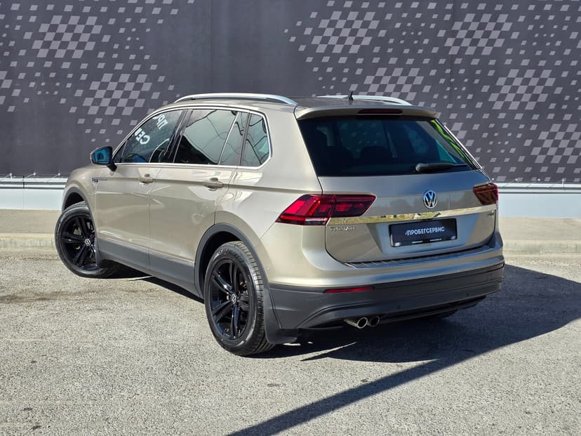 Volkswagen Tiguan с пробегом, 2018 год, Волгоград, 2.0 бензин, Робот - вид 4