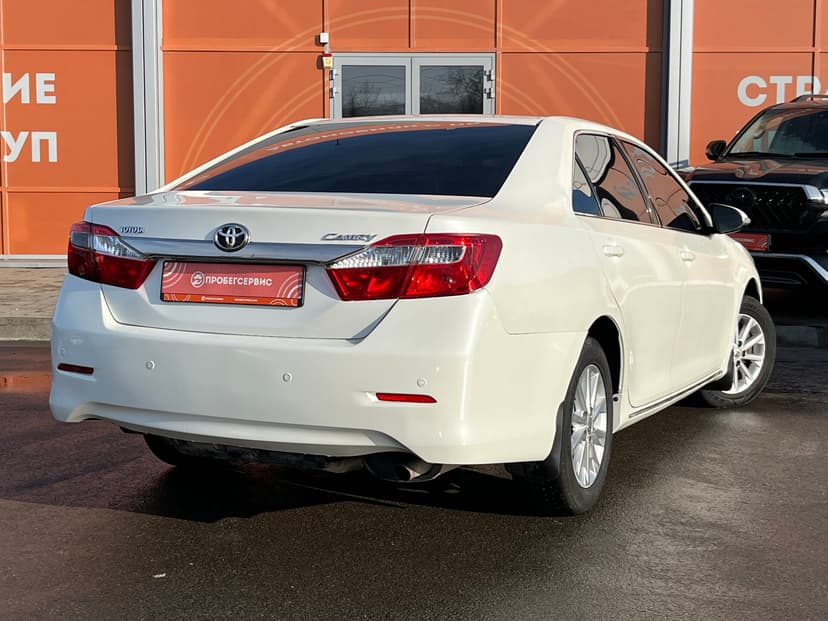 Toyota Camry с пробегом, 2014 год, Волгоград, 2.0 бензин, Автомат - вид 5