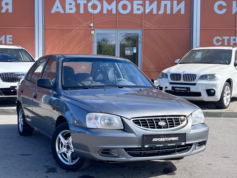 Hyundai Accent с пробегом, 2002 год, Волгоград, 1.5 бензин, Механика - вид 3