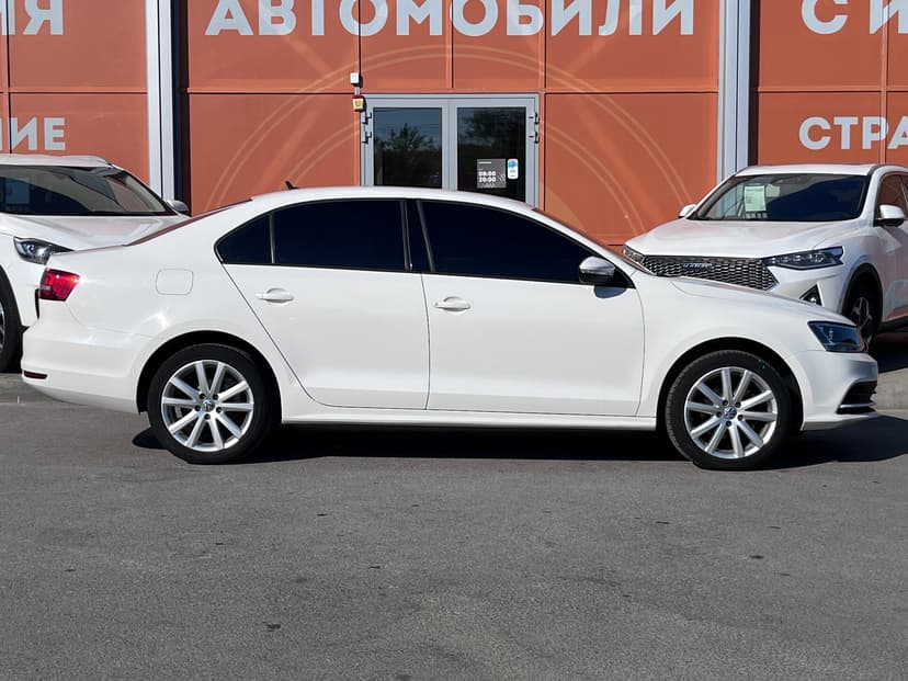 Volkswagen Jetta с пробегом, 2015 год, Волгоград, 1.6 бензин, Автомат - вид 4
