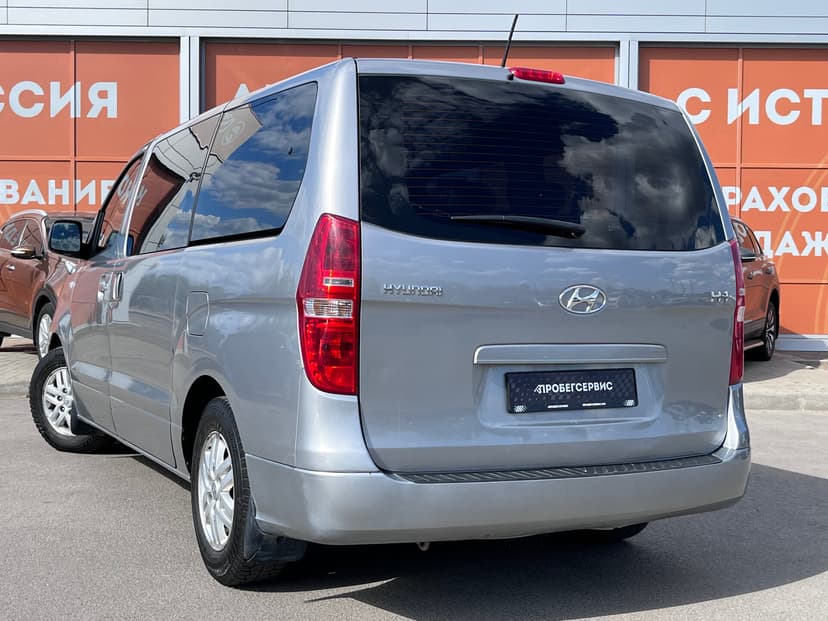 Hyundai H-1 с пробегом, 2016 год, Волгоград, 2.5 дизель, Механика - вид 7