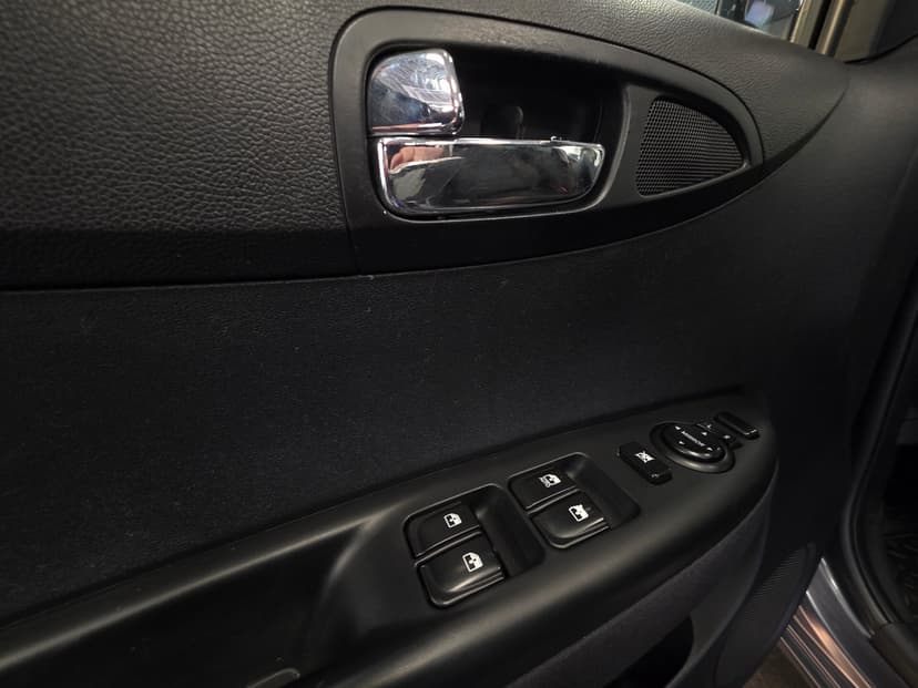 Hyundai i20 с пробегом, 2010 год, Волгоград, 1.4 бензин, Автомат - вид 18