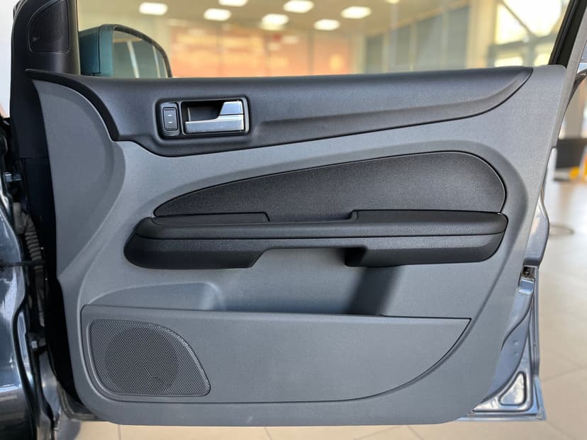 Ford Focus с пробегом, 2008 год, Волгоград, 1.6 бензин, Механика - вид 17