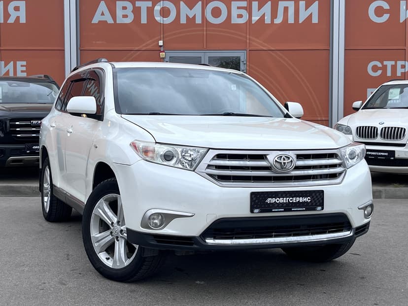 Toyota Highlander с пробегом, 2013 год, Волгоград, 3.5 бензин, Автомат - вид 3