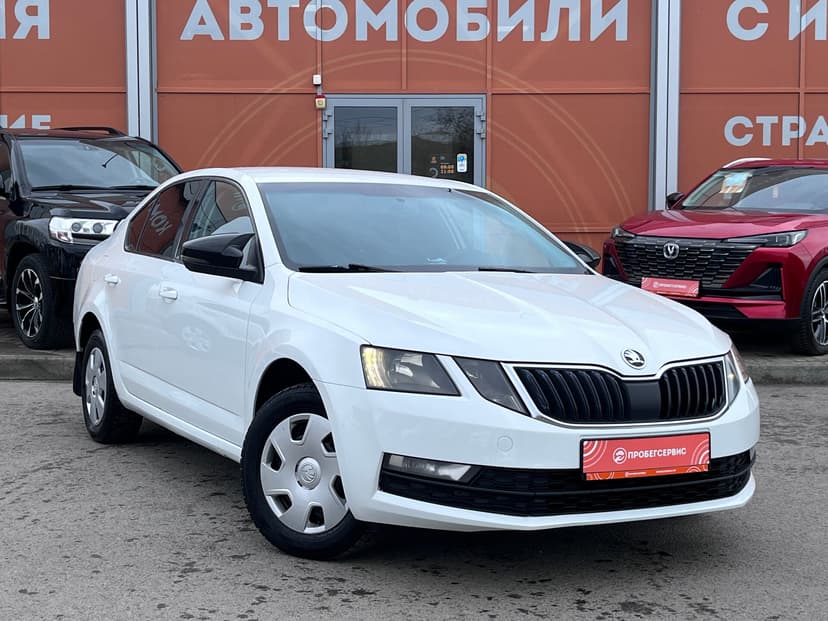 Skoda Octavia с пробегом, 2019 год, Волгоград, 1.6 бензин, Автомат - вид 3