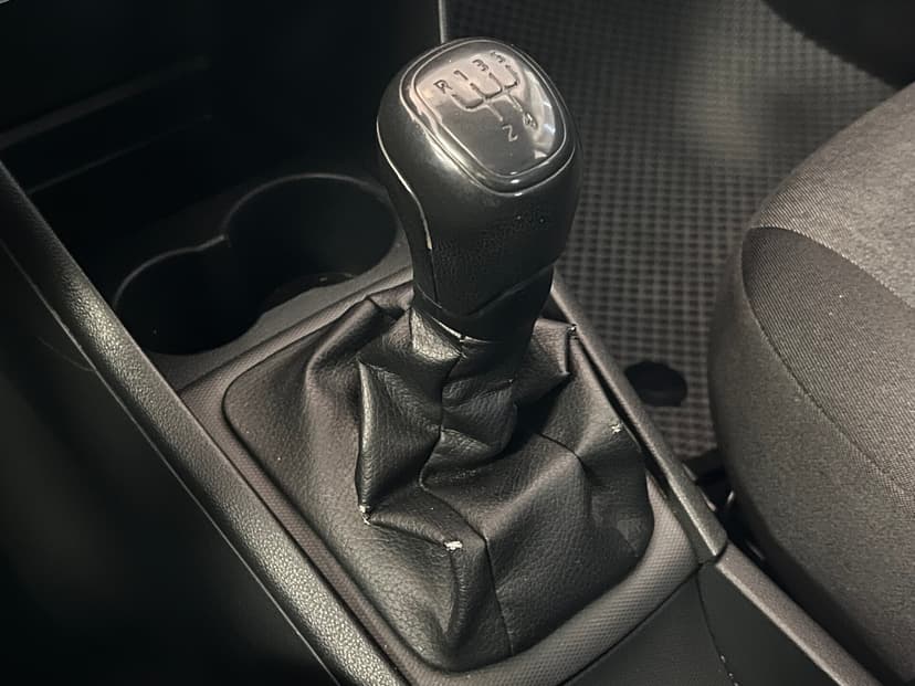 Skoda Rapid с пробегом, 2014 год, Волгоград, 1.6 бензин, Механика - вид 14