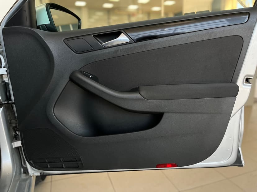 Volkswagen Jetta с пробегом, 2012 год, Волгоград, 1.6 бензин, Автомат - вид 22
