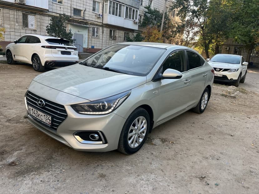 Hyundai Solaris с пробегом, 2018 год, Волгоград, 1.6 бензин, Автомат