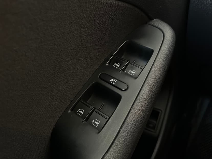Volkswagen Jetta с пробегом, 2012 год, Волгоград, 1.6 бензин, Автомат - вид 18