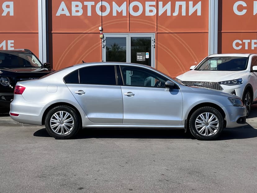 Volkswagen Jetta с пробегом, 2012 год, Волгоград, 1.6 бензин, Автомат - вид 4