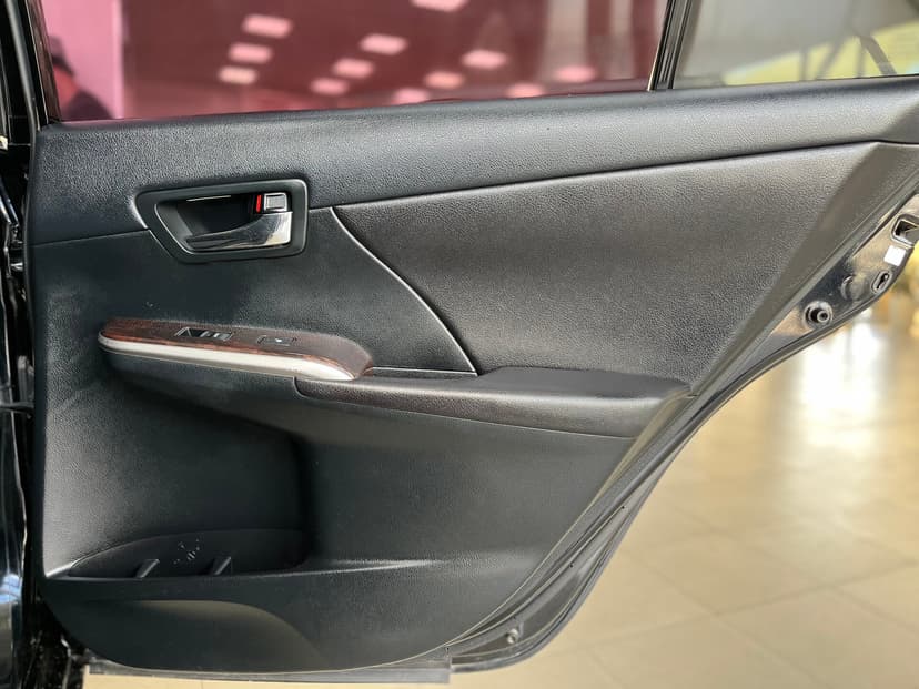Toyota Camry с пробегом, 2015 год, Волгоград, 2.5 бензин, Автомат - вид 28