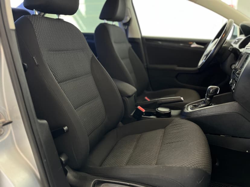 Volkswagen Jetta с пробегом, 2012 год, Волгоград, 1.6 бензин, Автомат - вид 20