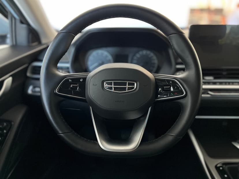 Geely Emgrand с пробегом, 2024 год, Волгоград, 1.5 бензин, Автомат - вид 12