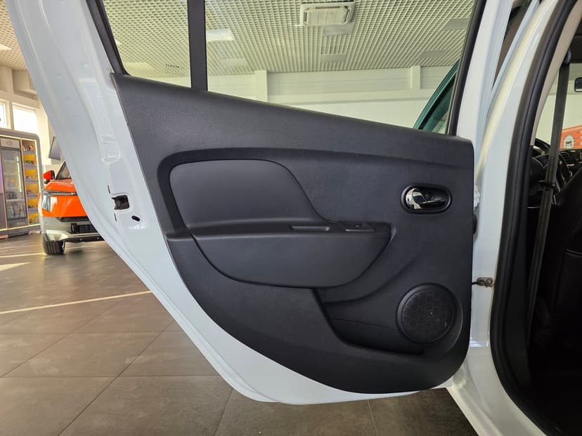 Renault Logan с пробегом, 2020 год, Волгоград, 1.6 бензин, Механика - вид 27