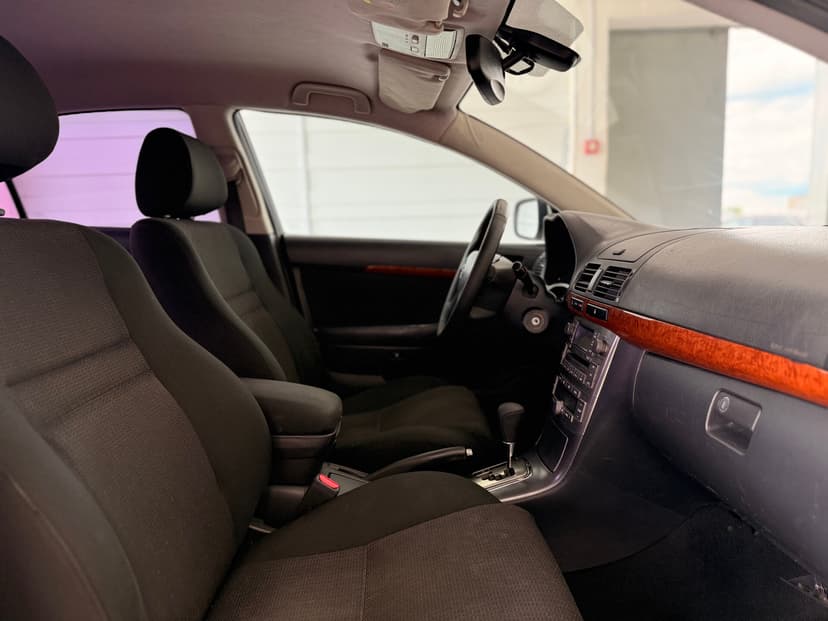 Toyota Avensis с пробегом, 2006 год, Волгоград, 1.8 бензин, Автомат - вид 16